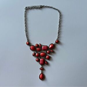 Amuse Rouge, the Stone Scarf Necklace J20